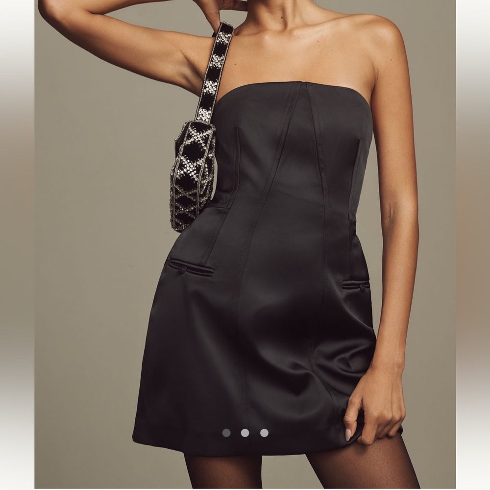 Black Strapless sculpted dress